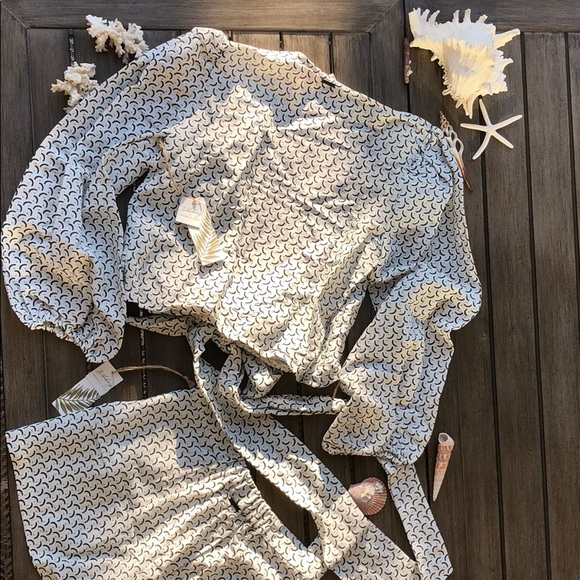 BILLABONG- Sincerely Jules WRAPPED IN LOVE HARD TO - Picture 13 of 13